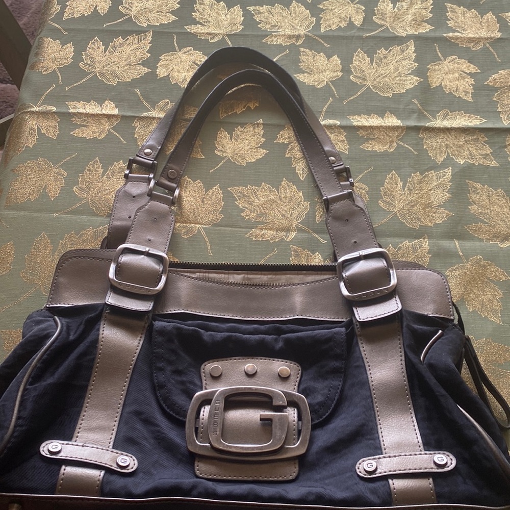 Guess Logo “G” Buckle Shoulder Satchel Purse light black with gunmetal trim.